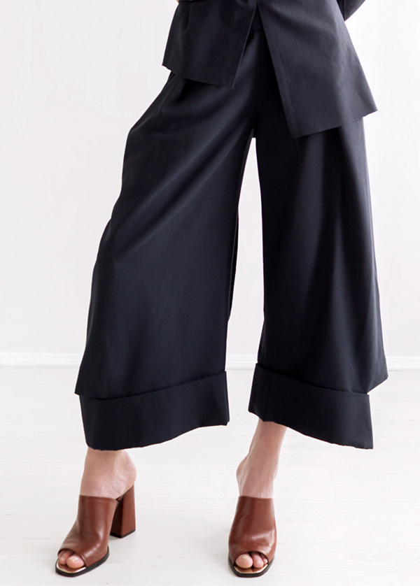 Elegant black jumpsuit – Image 4
